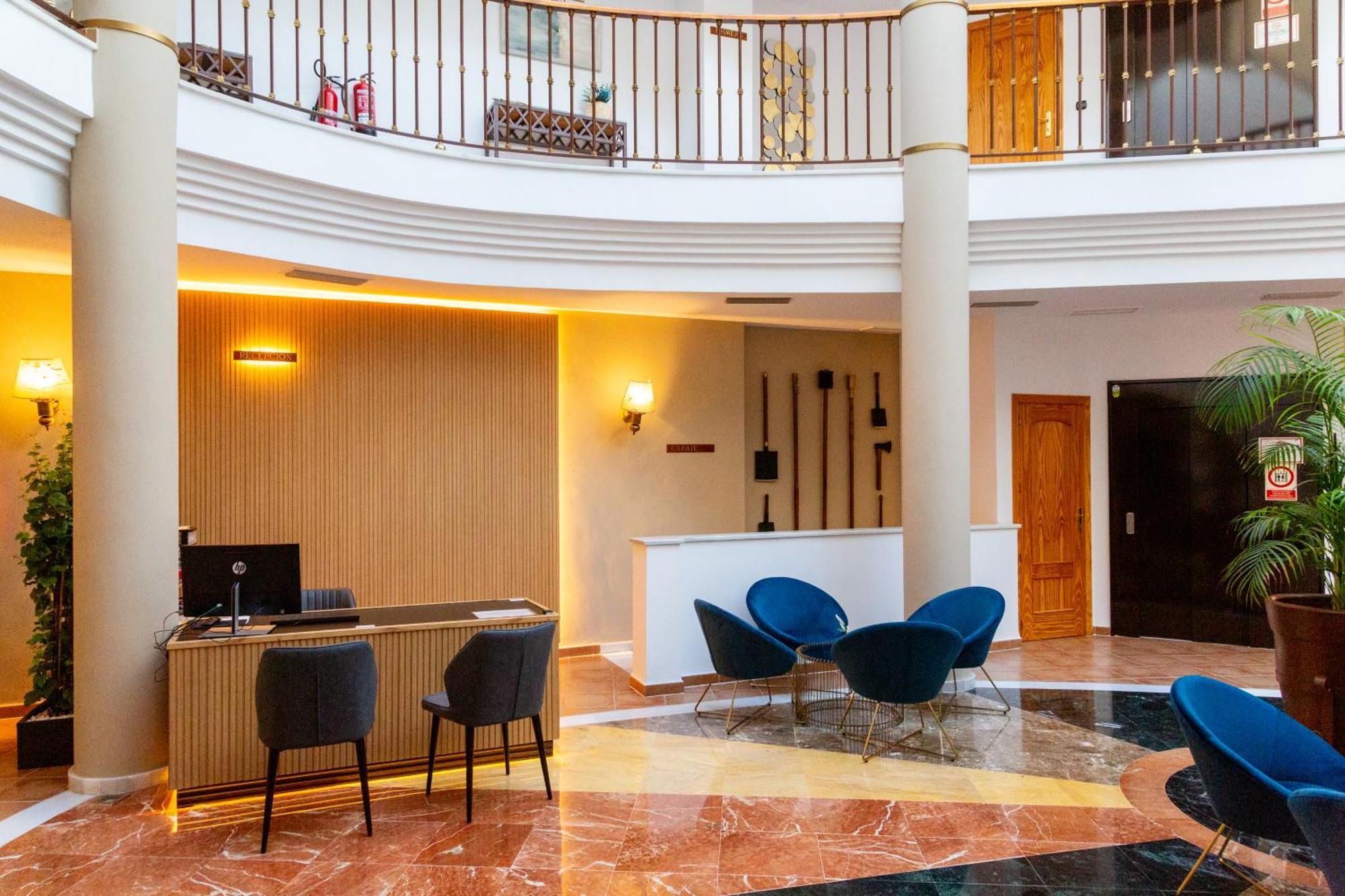 Hotel Hacienda Santa Barbara